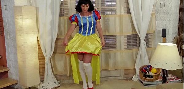  Snow White oily HANDJOB on big dick! POV with Kathia Nobili - PART 1